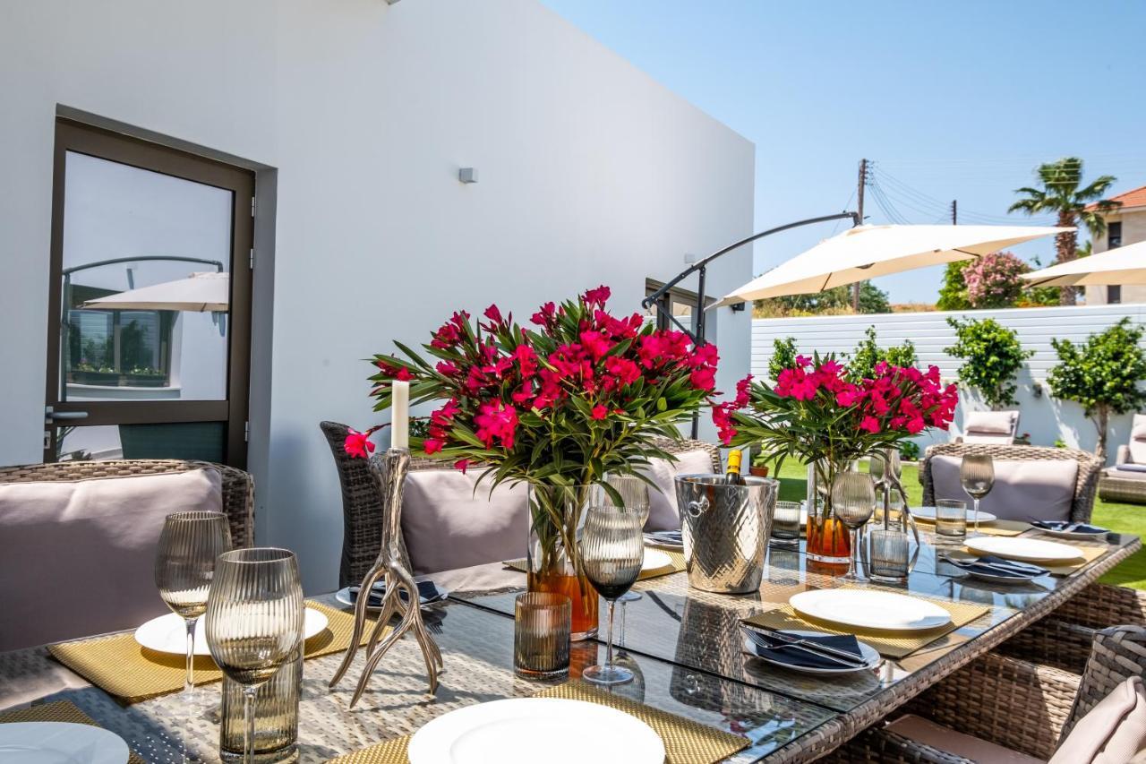 Rooms At Villa Amour Cyprus Voroklini Exterior foto